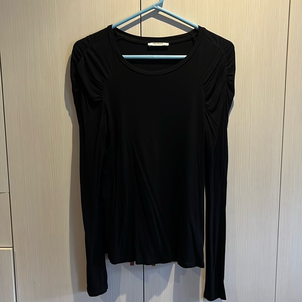 Zara - Long sleeved top with gathered detail